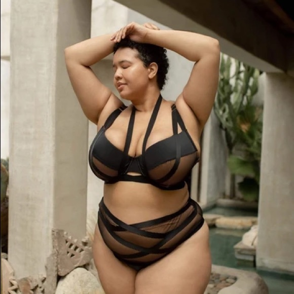 GabiFresh x Playful Promises Brooklyn Fishnet Bra - Picture 1 of 4